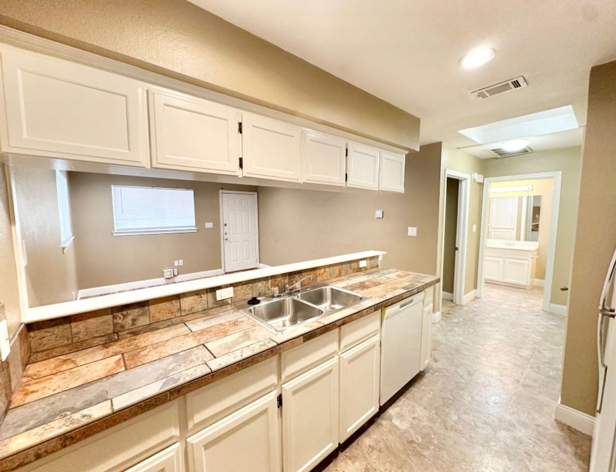 2306 W Hickory St - Photo 6 of 13