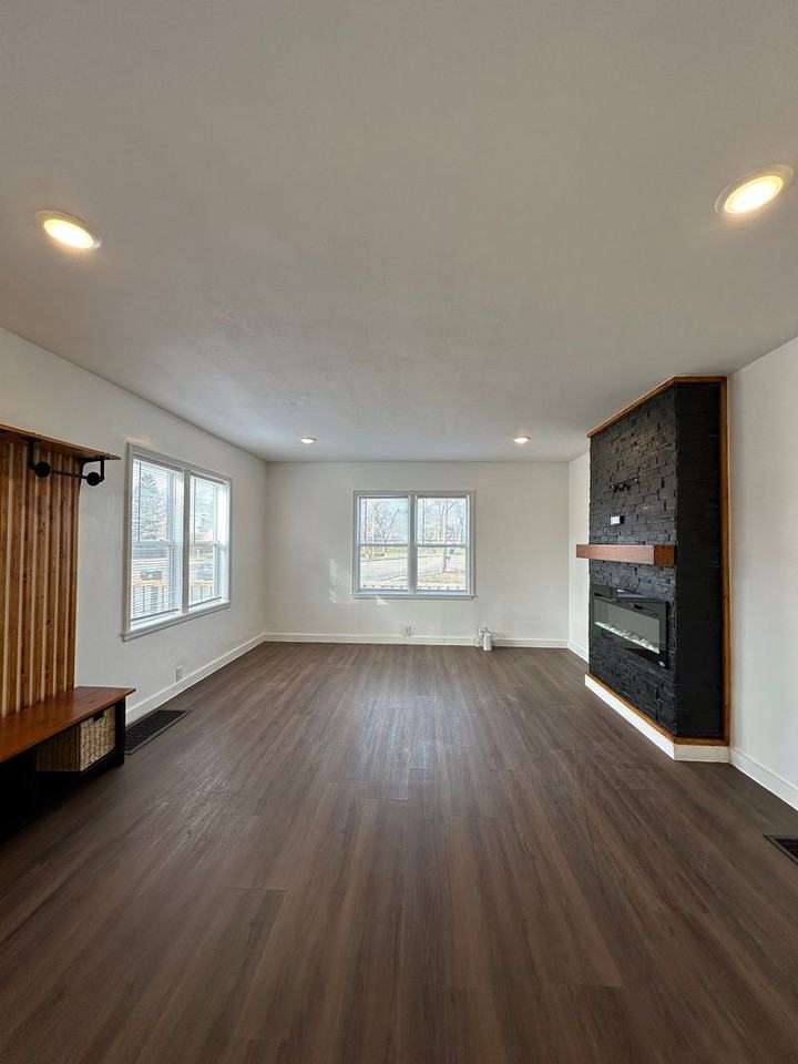 1404 W Bethel Ave - Photo 5 of 37