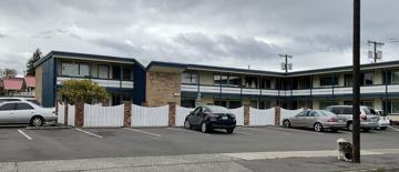 featured image of 420 S Laurel St