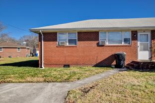 936 & 938 Schumann Dr. - Photo 1 of 1