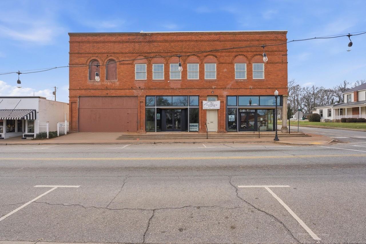 Potter's Lofts - Photo 2 of 12