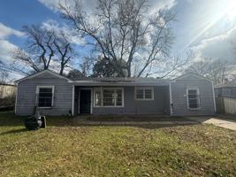 featured image of 2417 Devaughn St