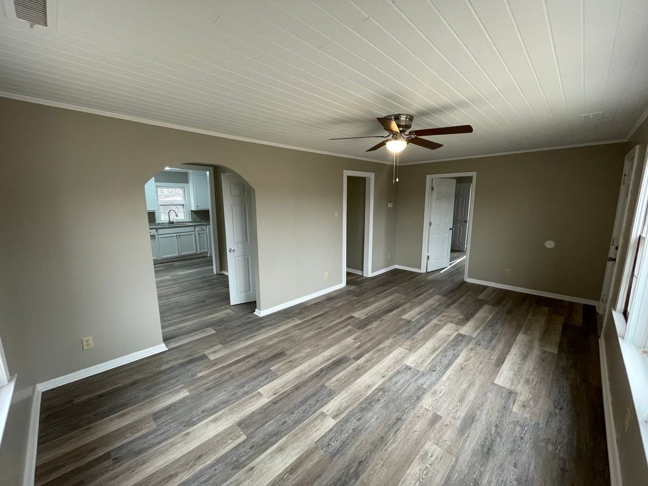 1929 Black Creek Rd Se - Photo 3 of 16