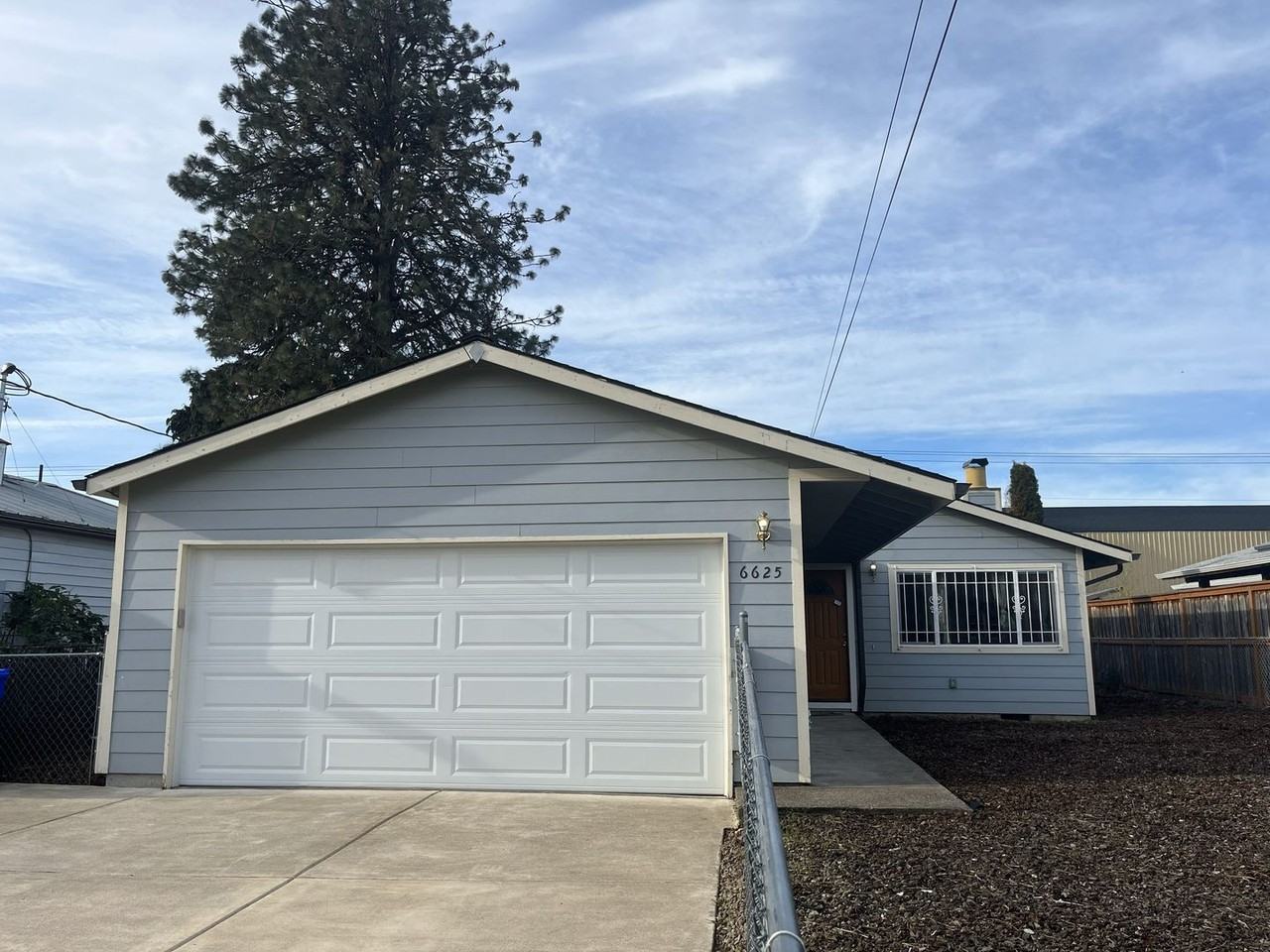 6625 Se 83rd Ave - Photo 3 of 36