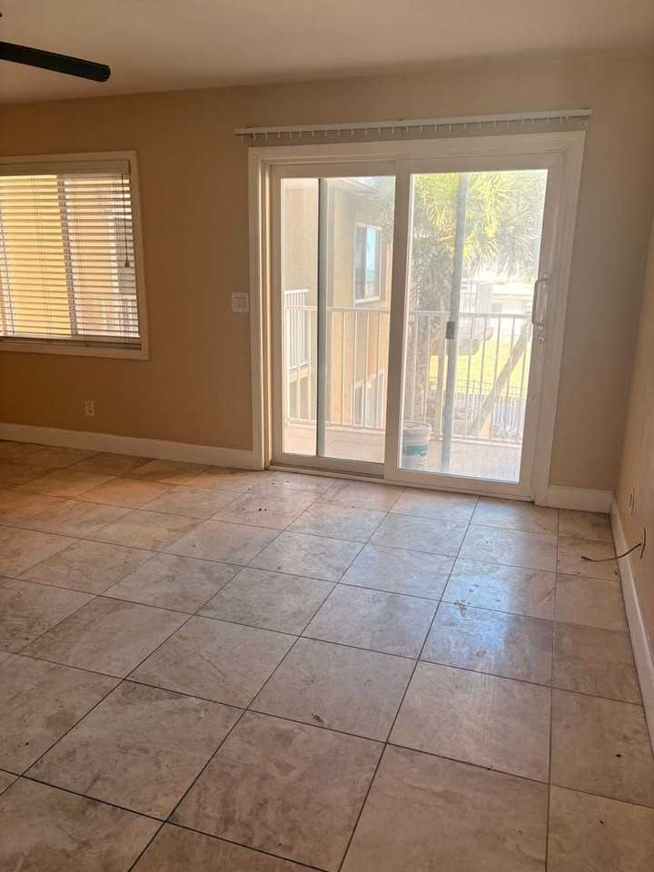 Atlantic Villas - Photo 4 of 14