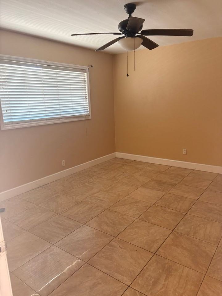 Atlantic Villas - Photo 5 of 14