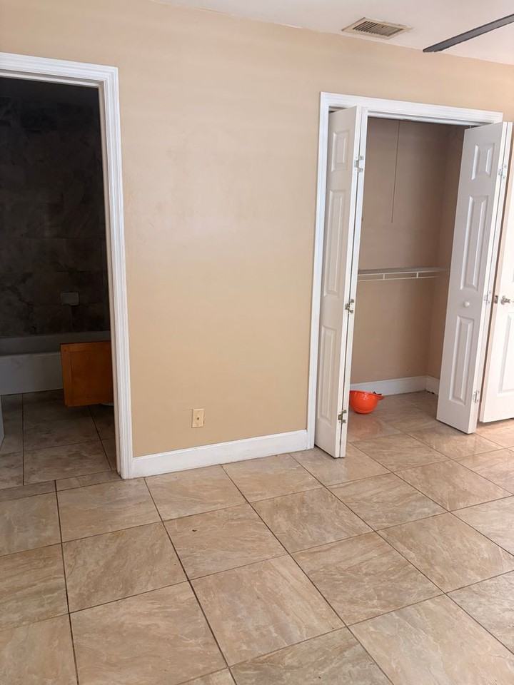 Atlantic Villas - Photo 6 of 14