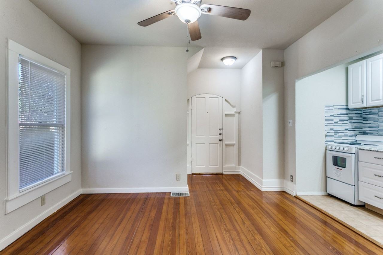 130 E Craig Pl - Photo 6 of 16