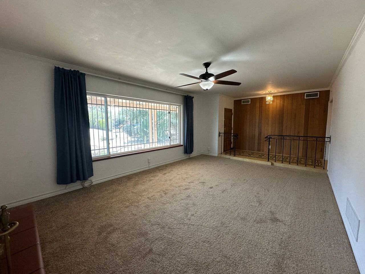 2233 E Seneca St - Photo 4 of 20