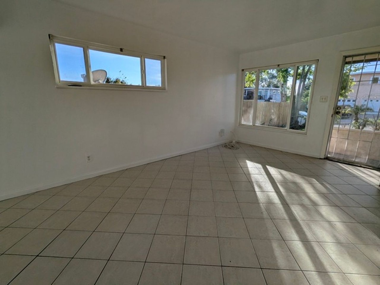 6051 Horton Dr - Photo 4 of 31