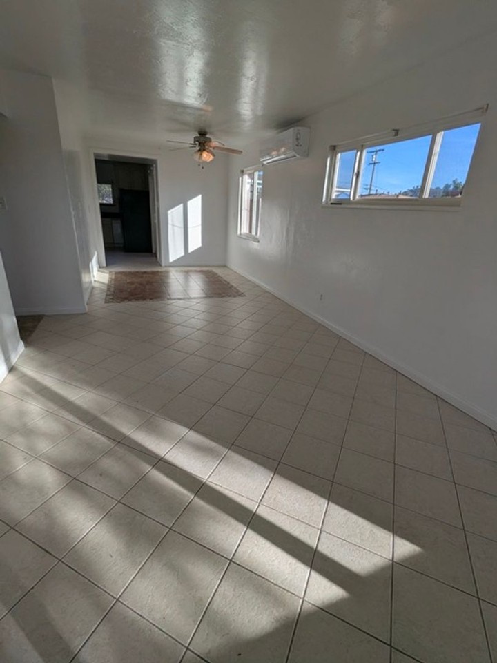 6051 Horton Dr - Photo 6 of 31