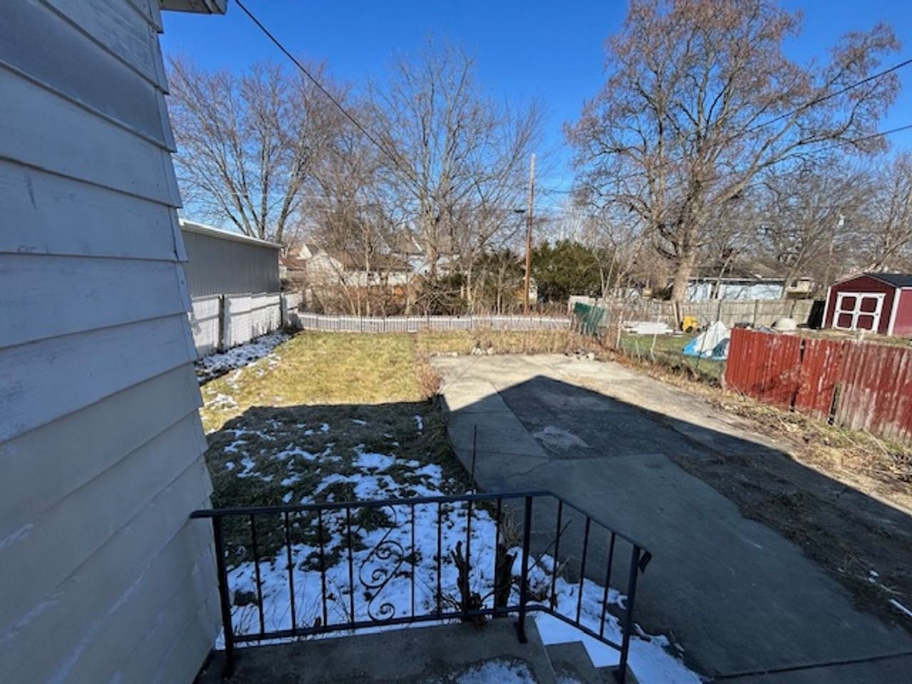 219 Oberlin Rd - Photo 3 of 15