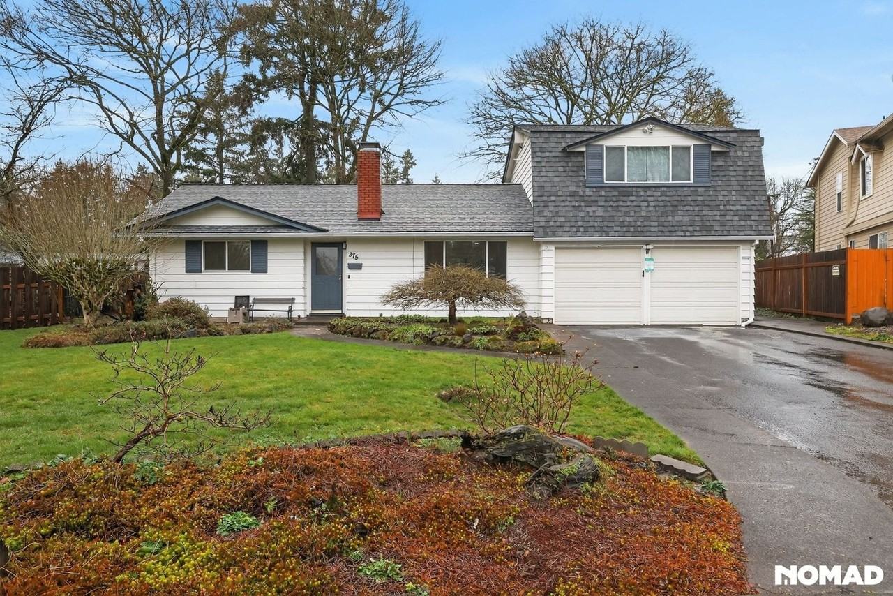 375 Sw Devon Ln - Photo 2 of 23