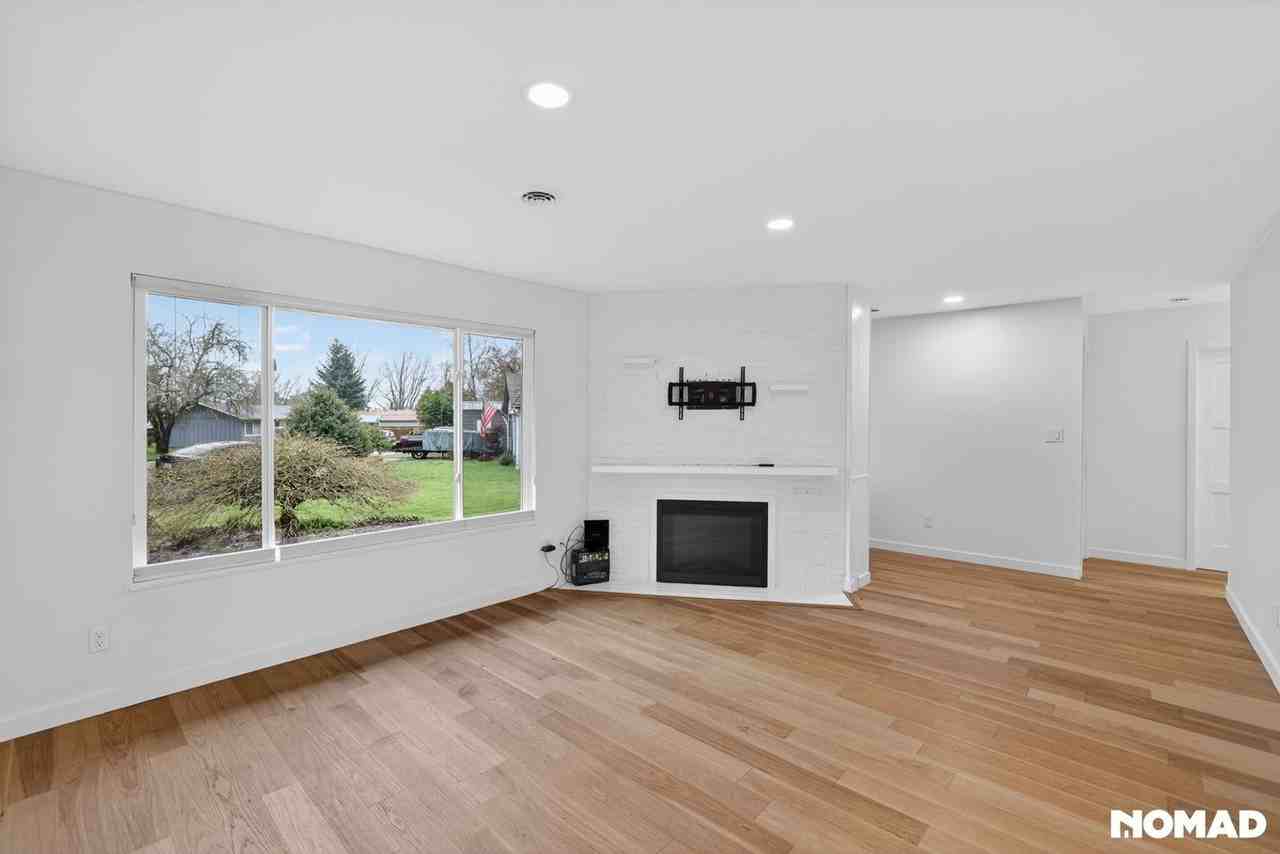 375 Sw Devon Ln - Photo 7 of 23