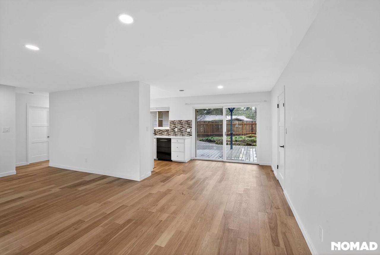 375 Sw Devon Ln - Photo 5 of 23