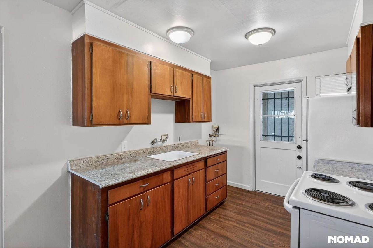 3708 N Abby St - Photo 4 of 30