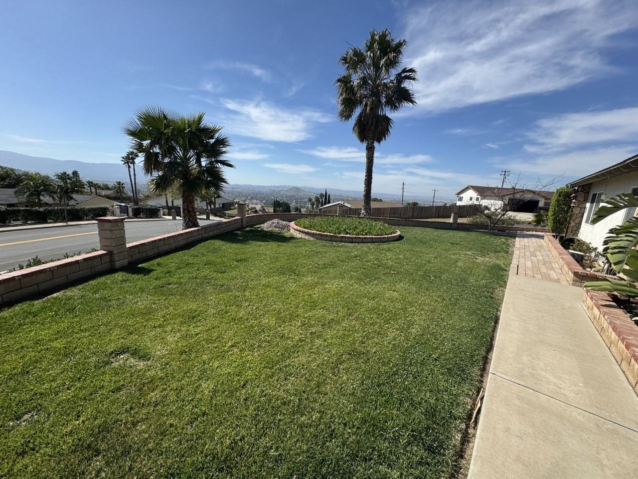 4061 Mount Rushmore Dr - Photo 7 of 31