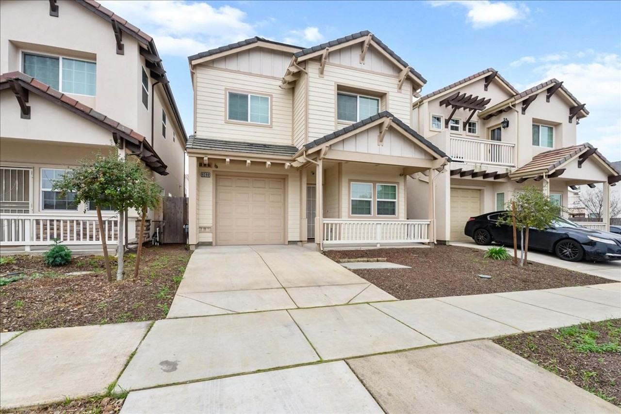 6200 Fowler Ave - Photo 2 of 35