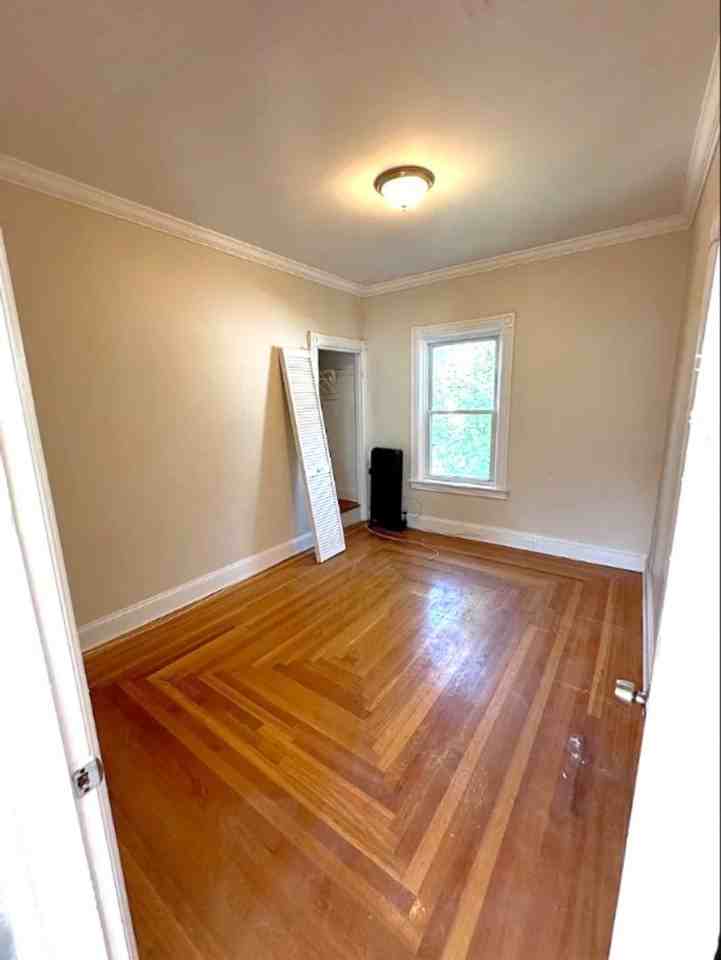 13 Magill St - Photo 7 of 9