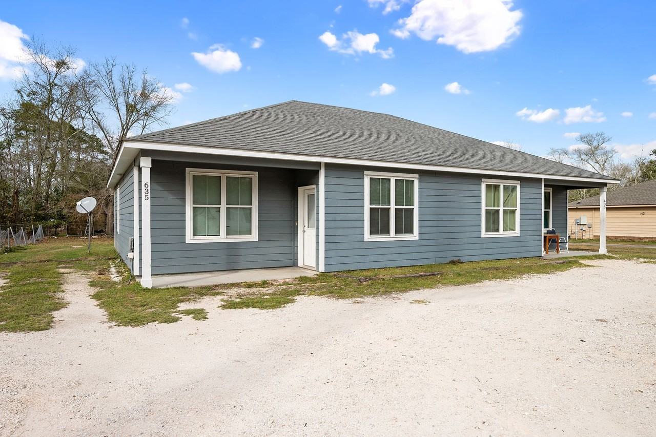 635 E Azalea Ave #A - Photo 2 of 20