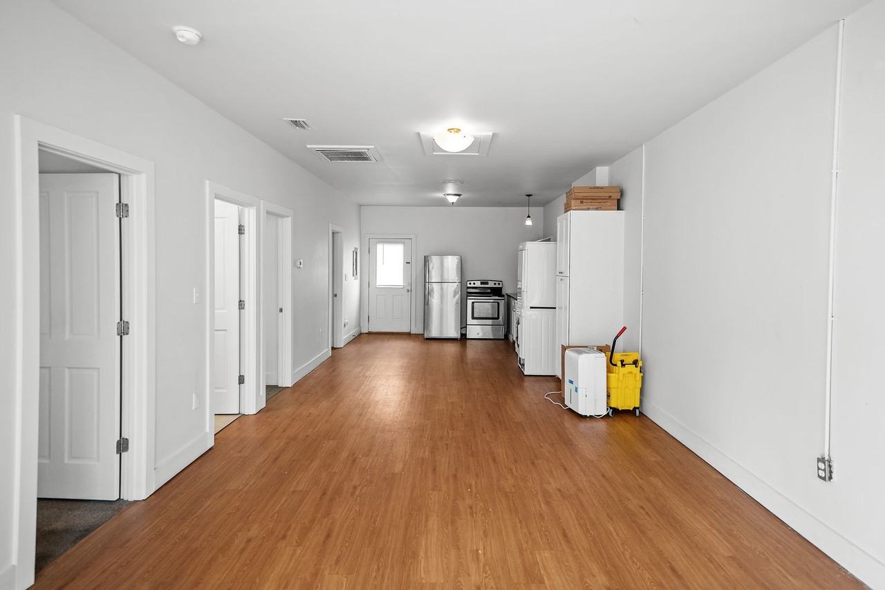 635 E Azalea Ave #A - Photo 6 of 20