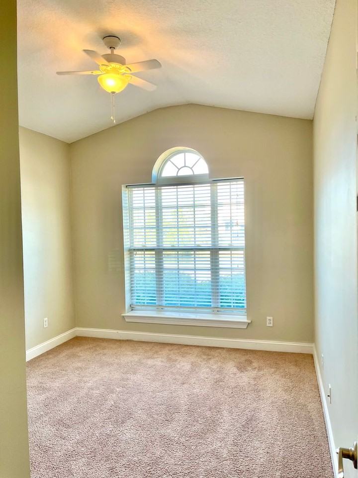 39 Coastal Walk - Photo 6 of 20