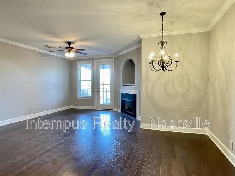 307 Seven Springs Way #303 - Photo 5 of 35