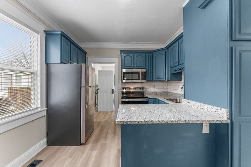 703 Hamilton Ave - Photo 5 of 18