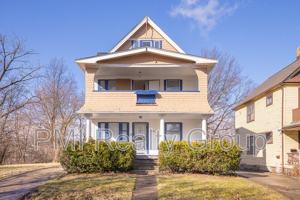 featured image of 2936 E 128th St