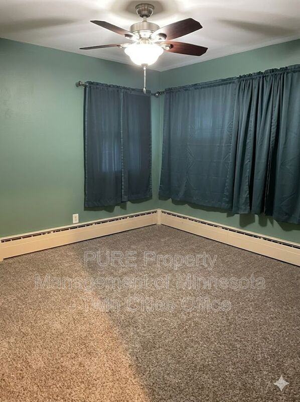 30630 Broadway St - Photo 5 of 15