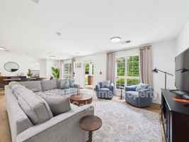 featured image of 355 Ransom Rd