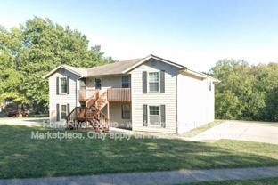 700 Ne Ball Dr #A - Photo 1 of 1