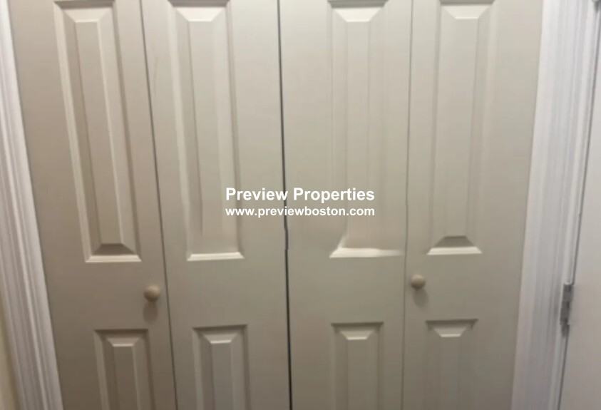 Commonwealth Ave #5P - Photo 5 of 7