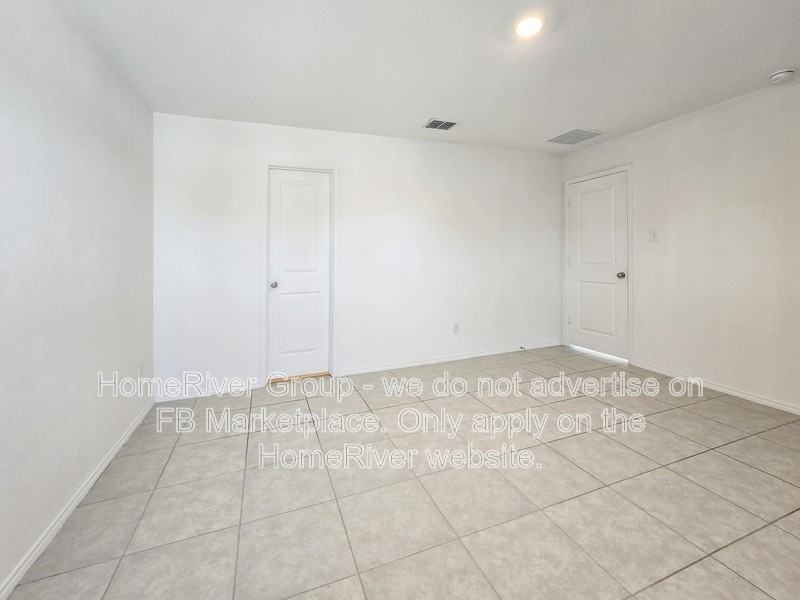 8309 Fawn Creek Dr - Photo 7 of 20