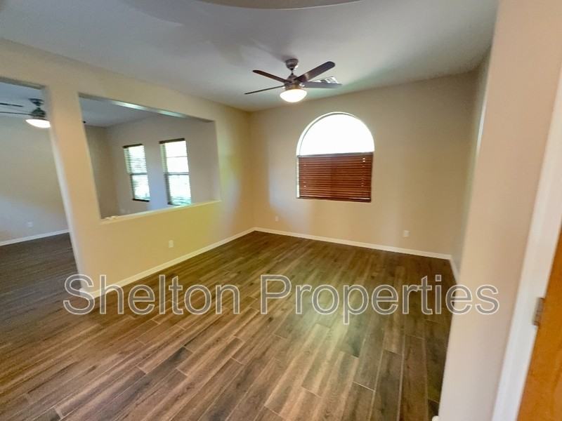 20877 W Court St - Photo 6 of 41