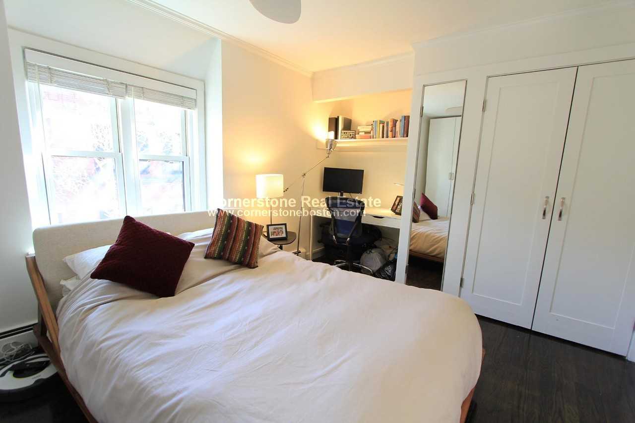 Gray St #3 - Photo 7 of 9