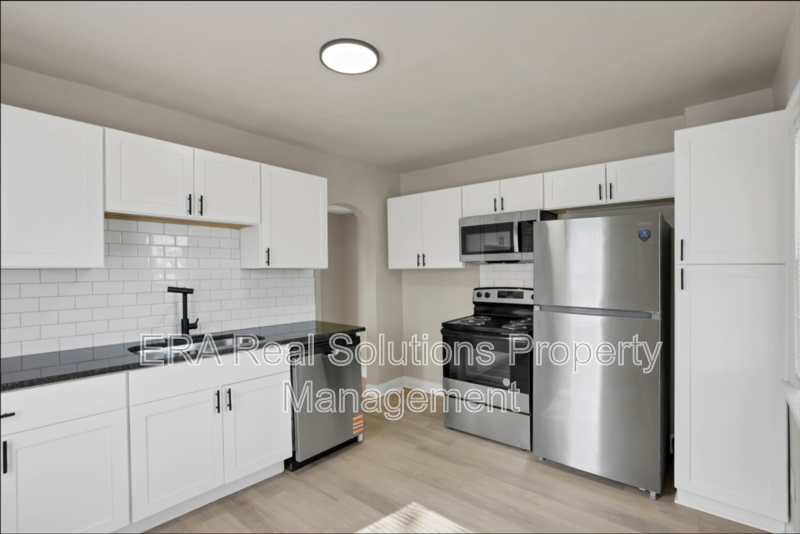 386 S Yale Ave - Photo 4 of 11