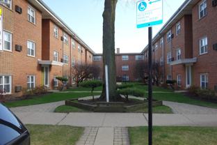 2351 W Jarvis Ave #2E - Photo 1 of 1