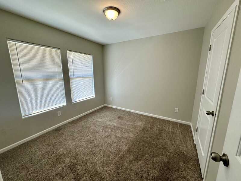 3880 N Princeton Ln - Photo 2 of 16