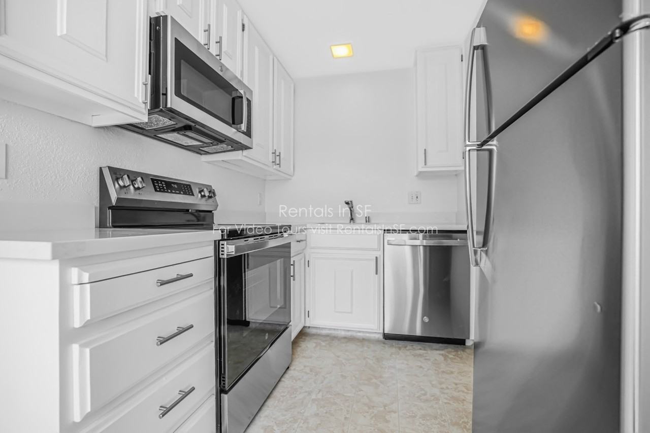 1380 48th Ave #3 - Photo 3 of 11