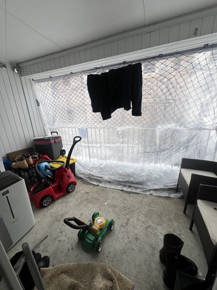 Greenwood St #13 - Photo 2 of 28