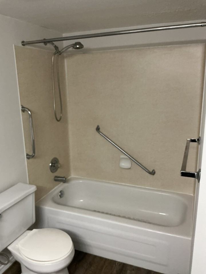 Dahlstrom Pl & George Ferguson Way - Photo 4 of 19