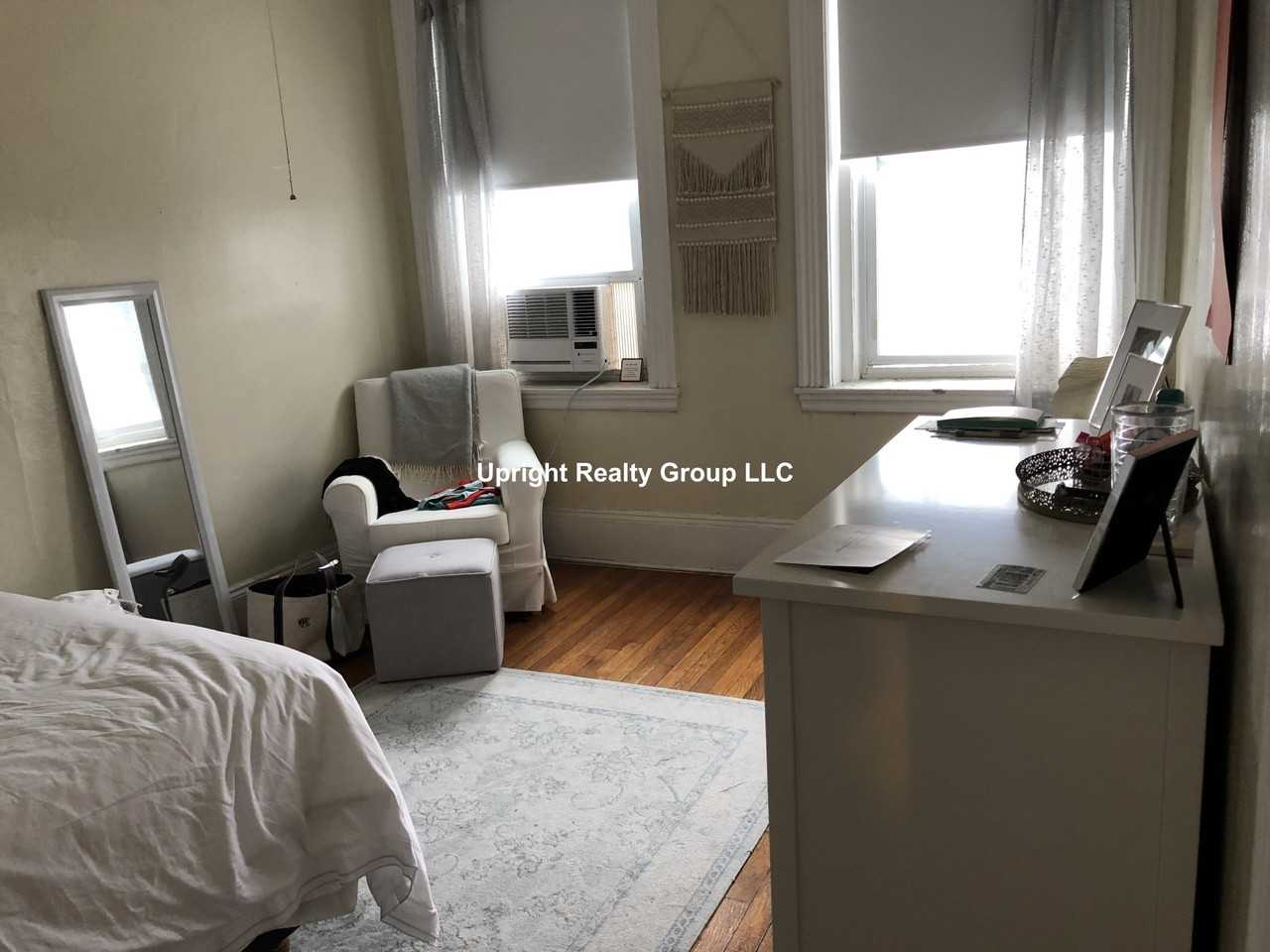 Royce Rd. & Commonwealth Ave. #22 - Photo 6 of 12