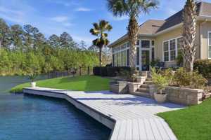 featured image of 165 Topside E