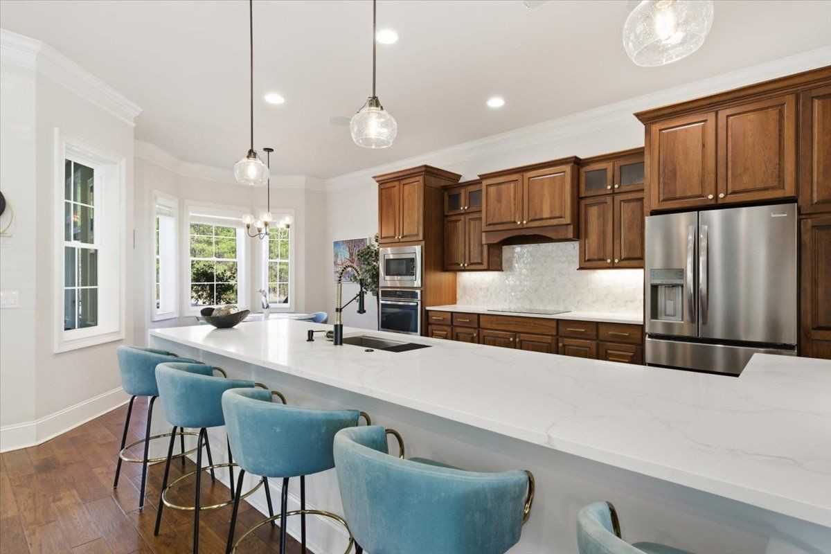 165 Topside E - Photo 2 of 50