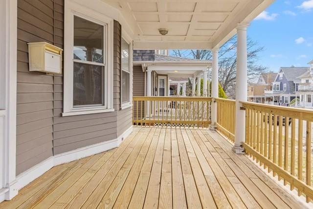 242 Waterman St - Photo 3 of 25