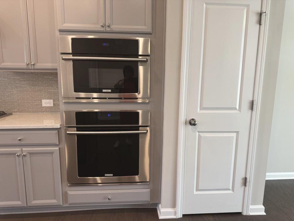 381 Northaven Ave - Photo 7 of 29