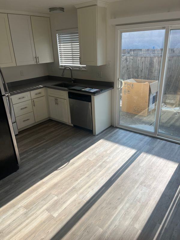 1521 Camden Ct - Photo 6 of 15