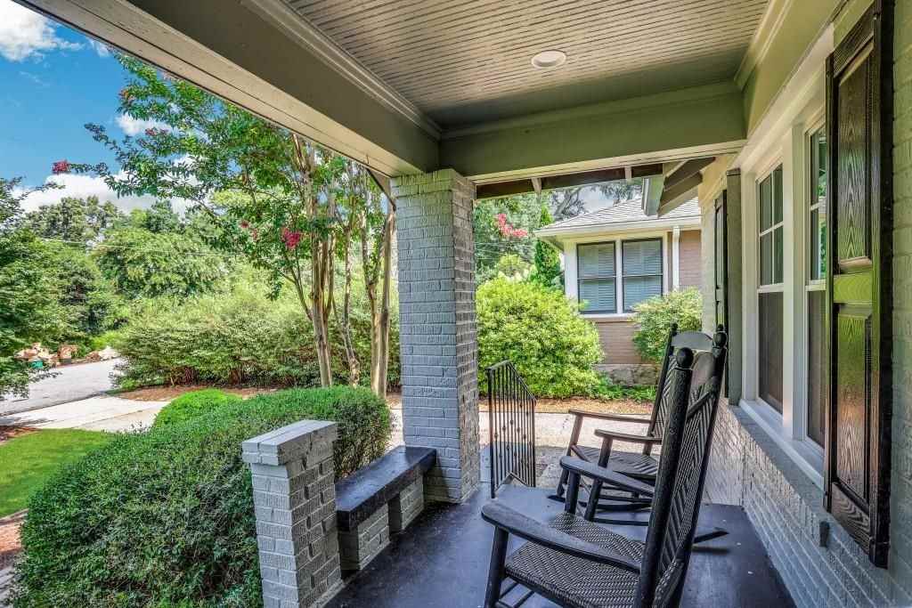 2215 Fairhaven Cir Ne - Photo 3 of 20