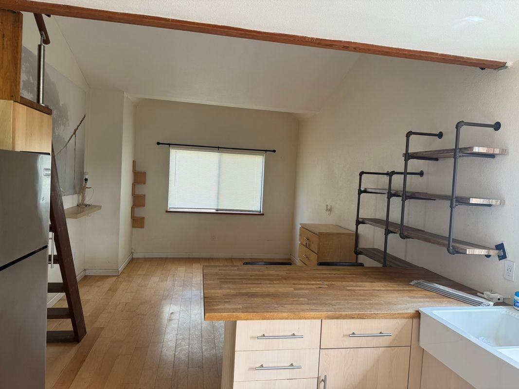 4617 E State Hwy 20 - Photo 2 of 11